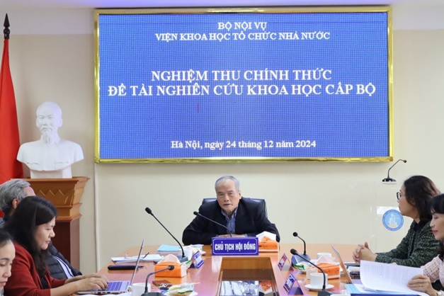 Nghiệm thu đề tài “Tổng quan nghiên cứu về tổ chức bộ máy hành chính nhà nước và công chức công vụ của Bộ Nội vụ từ năm 2010”