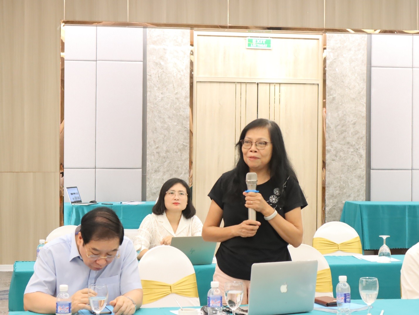 Hội thảo khoa học “Quản trị địa phương ở đơn vị hành chính đô thị tỉnh và cơ sở”