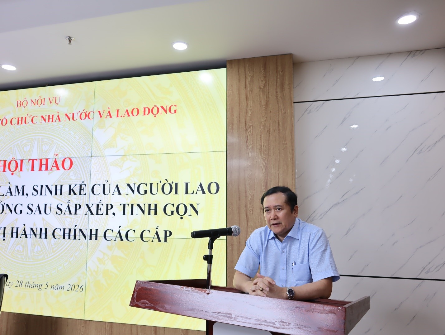 Hội thảo khoa học “Thực trạng việc làm, sinh kế của người lao động bị ảnh hưởng sau sắp xếp, tinh gọn bộ máy, đơn vị hành chính các cấp”